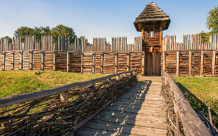 březen: Archeopark Chotěbuz