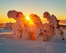 leden: Svítání na Pilsku © Foto: Bogdan Kaleta