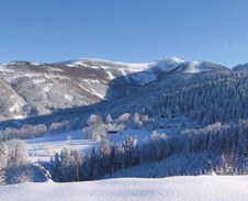 leden: Lysá hora, pohled z Ostravice © Foto: Lubomír Hyvnar