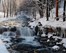 prosinec: Zimní vodopád, Mohelnice © Foto: Petr Pazdírek