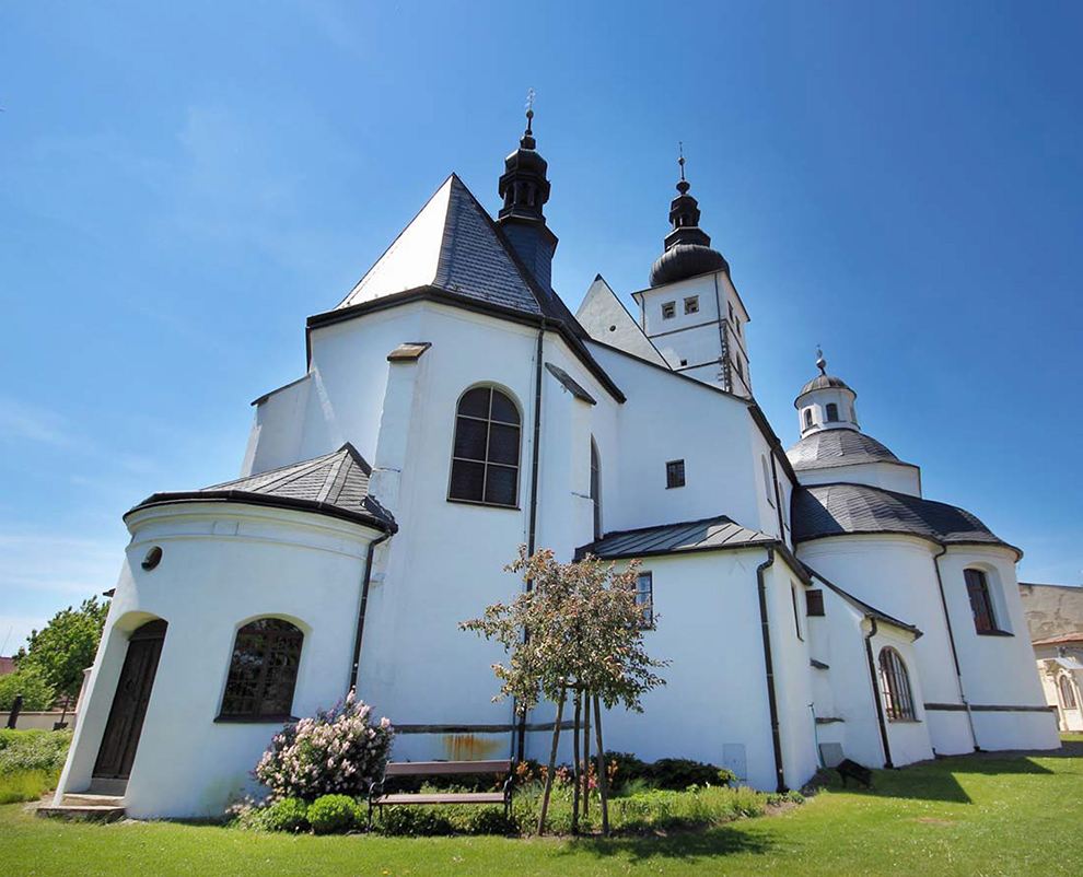 červenec: Farní kostel Narození Panny Marie, Příbor © Foto: Bořivoj Kubala